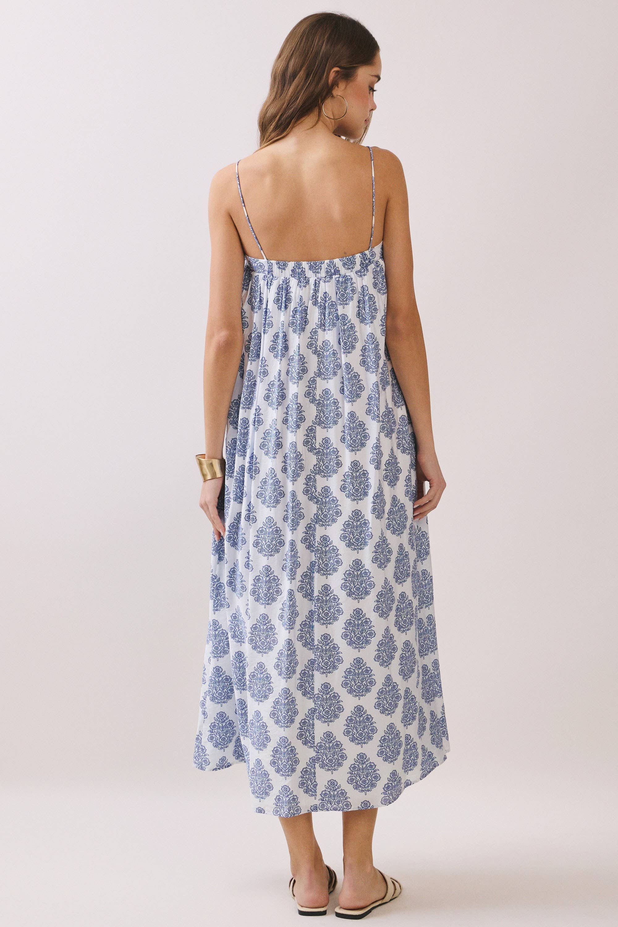 CD06741-Printed Flowy Silhouette Side Pockets Maxi Dress